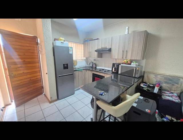 1 BEDROOM PROPERTY TO RENT IN WESTDENE